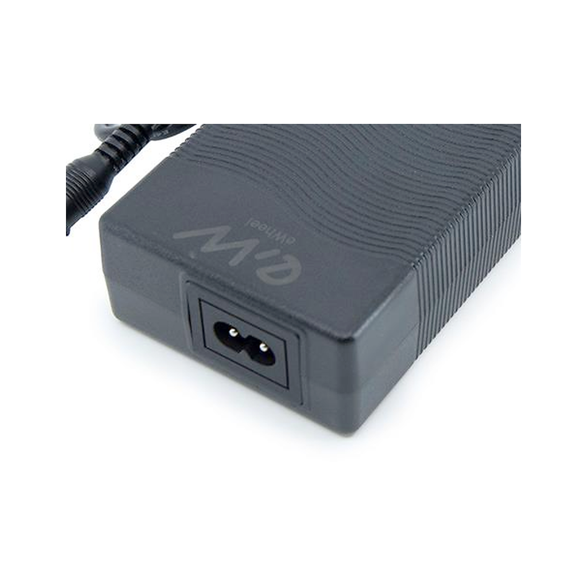 Ladegerät für IO Hawk Legend 54,6 V 2 A GX16 mit Netzkabel
